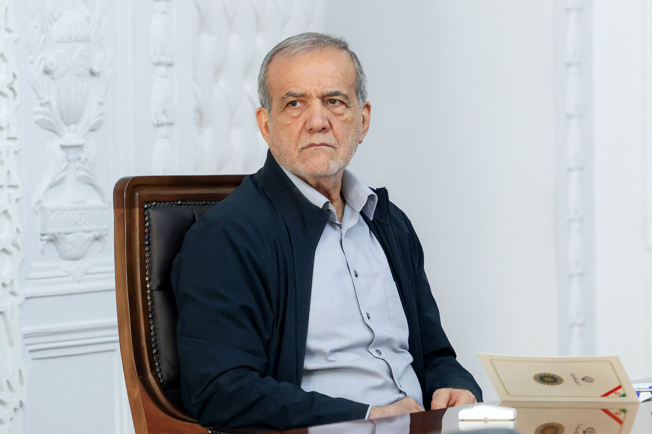 نشست خبری رئیسجمهور سه شنبه ۲۹ مهر برگزار میشود نشست خبری رئیسجمهور سه شنبه ۲۹ مهر برگزار میشود