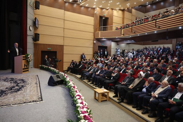 پزشکیان: هر بخش نظام اداری را که میخواهیم اصلاح و حذف کنیم، علیه ما جوسازی میشود! پزشکیان: هر بخش نظام اداری را که میخواهیم اصلاح و حذف کنیم، علیه ما جوسازی میشود!