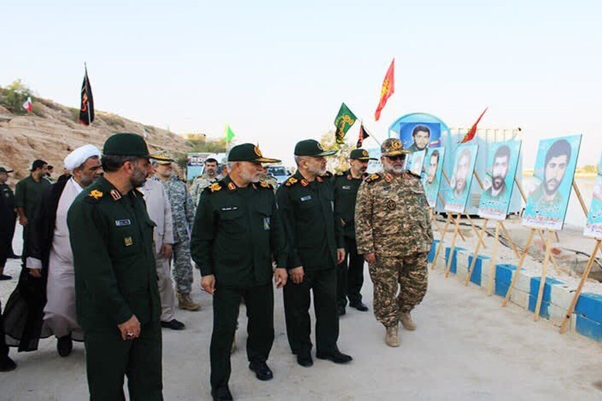 جانشین ستادکل نیروهای مسلح:امنیت مرزهای آبی کشور مرهون مجاهدت‌ نیروی دریایی سپاه است