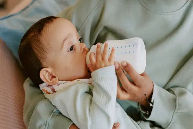 از سرگیری برنامه حمایت از «مادران دارای شیرخوار»/ فشار مراقبتی بر سر مادران دارای چندقلو از سرگیری برنامه حمایت از «مادران دارای شیرخوار»/ فشار مراقبتی بر سر مادران دارای چندقلو