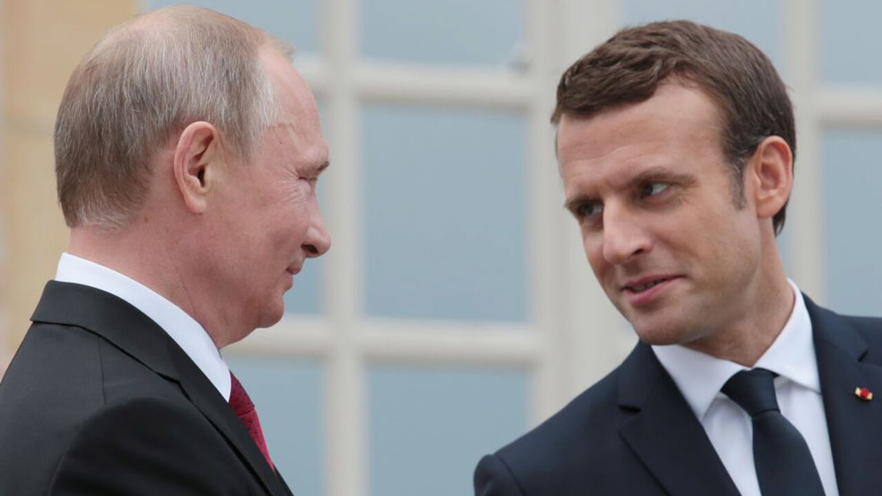 کرملین از آمادگی پوتین برای گفتوگو با مکرون خبر داد کرملین از آمادگی پوتین برای گفتوگو با مکرون خبر داد