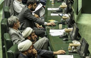 پاسخ جبهه پایداری به ادعای یک نماینده مجلس/ در دولت حضور نداریم