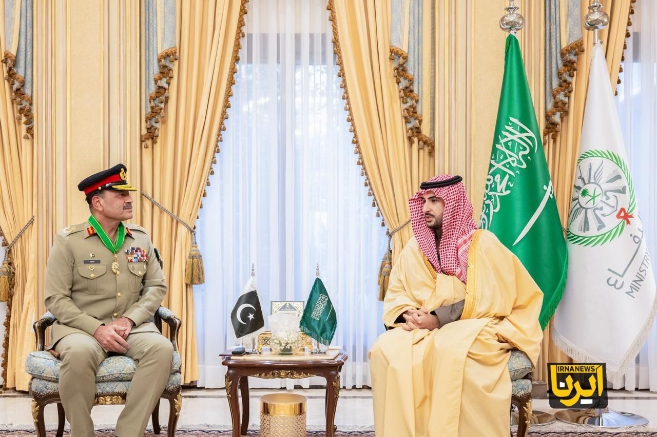 توسعه همکاری‌های راهبردی محور دیدار فرمانده ارتش پاکستان و وزیر دفاع سعودی