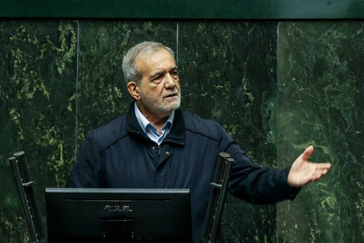 پزشکیان: تلاش دولت داشتن بودجه بدون کسری است/ مهار تورم و عدالت اولویت های بودجه