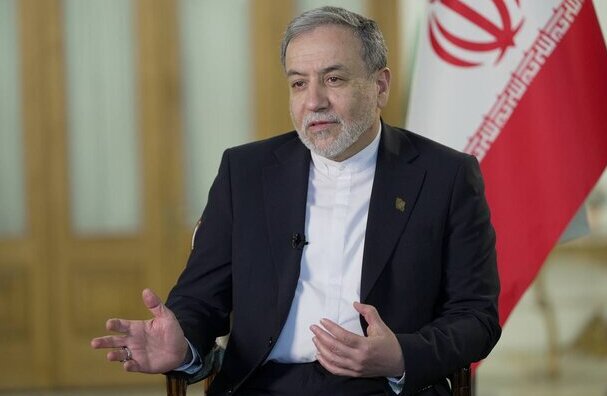 عراقچی: آمریکا آماده مذاکره نیست/ کسی نیستم که به دیکته دیگران گوش کنم عراقچی: آمریکا آماده مذاکره نیست/ کسی نیستم که به دیکته دیگران گوش کنم