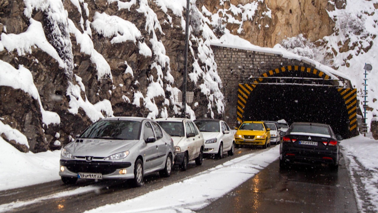 محور‌های ۶ استان کشوربارندگی  است