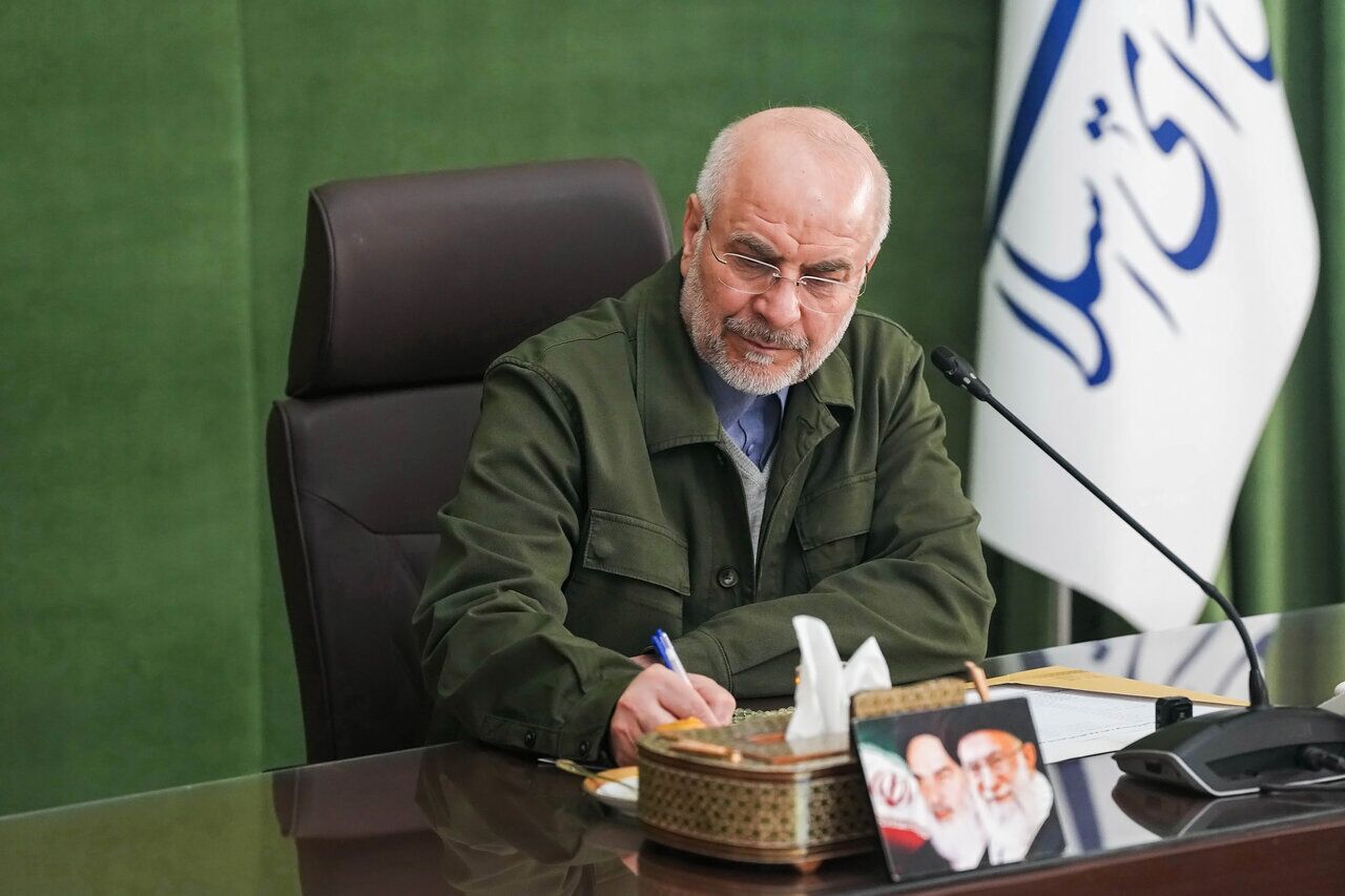 قالیباف: همکاری پارلمانی راهکار مقابله با چالشهای جهان اسلام است قالیباف: همکاری پارلمانی راهکار مقابله با چالشهای جهان اسلام است