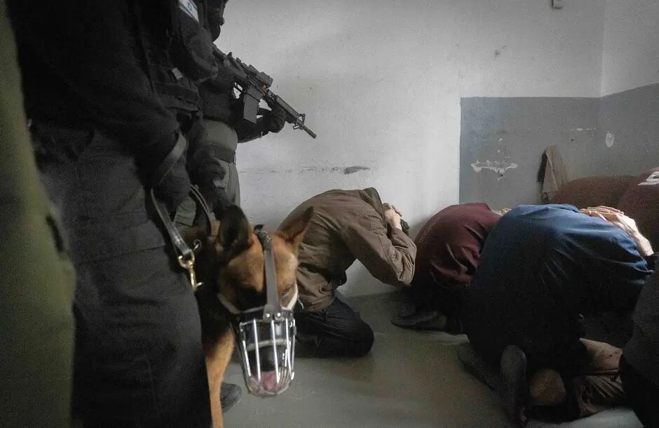 شرایط اسرای فلسطینی در زندان «الرمله»؛ از کمبود غذا تا تعلل در درمان