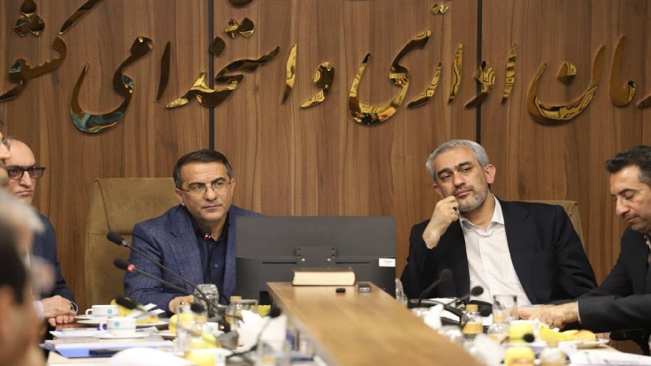 جلسه شورای حقوق و دستمزد کارمندان برگزار شد جلسه شورای حقوق و دستمزد کارمندان برگزار شد