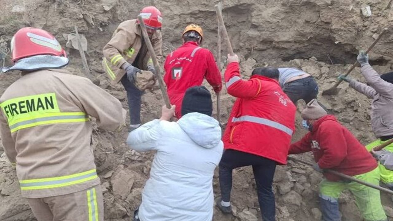 ریزش آوار در روستای «قره‌تپه» زنجان با دو فوتی