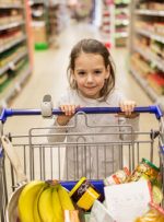 شارژ اعتبار کالابرگ کودکان دچار سوء تغذیه در اسفند و فروردین/خرید پوشک بچه با کالابرگ