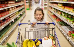 شارژ اعتبار کالابرگ کودکان دچار سوء تغذیه در اسفند و فروردین/خرید پوشک بچه با کالابرگ