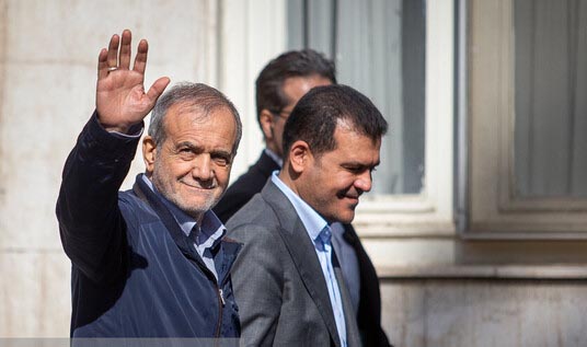 پزشکیان: من تغییری نکردهام پزشکیان: من تغییری نکردهام