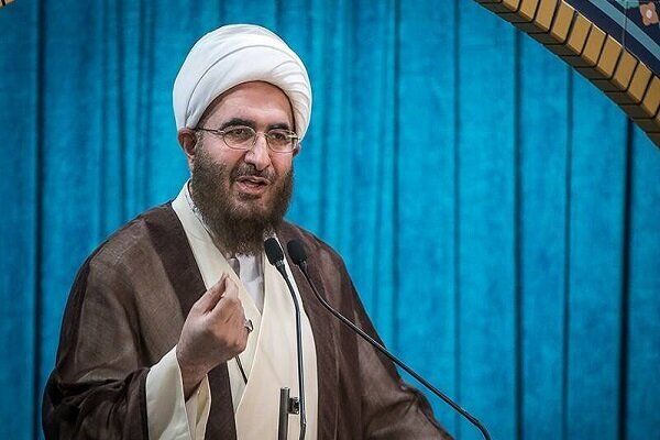 رهبر شهید، قدرت ولایت فقیه را برای عبور کشور از بحران‌ها نشان داد