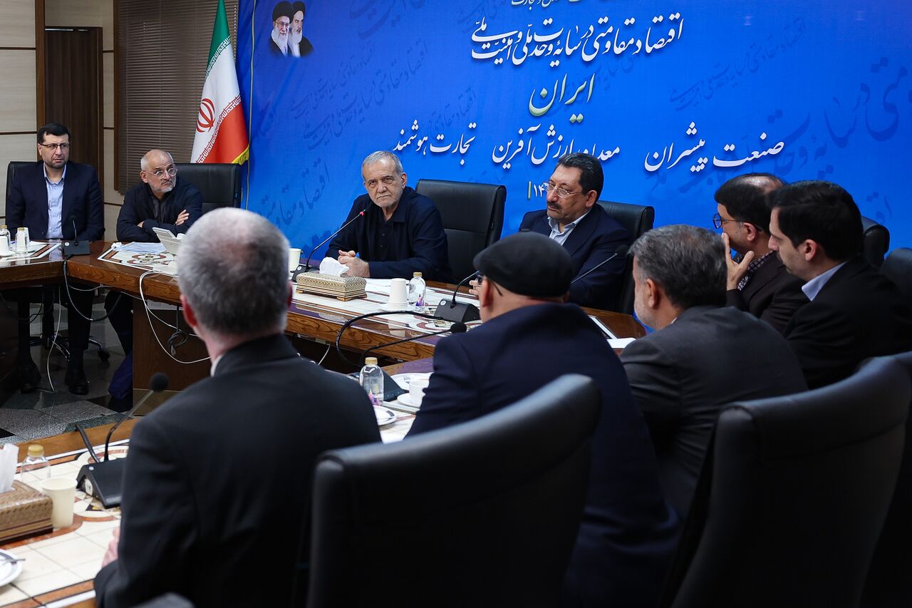 روایت پزشکیان از دیدار با رهبر معظم انقلاب روایت پزشکیان از دیدار با رهبر معظم انقلاب