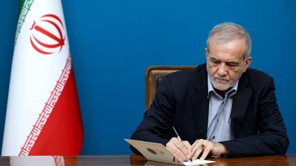 پزشکیان: تمام توان و ظرفیتها را برای بهبود شرایط معلمان به کار گرفتهام پزشکیان: تمام توان و ظرفیتها را برای بهبود شرایط معلمان به کار گرفتهام