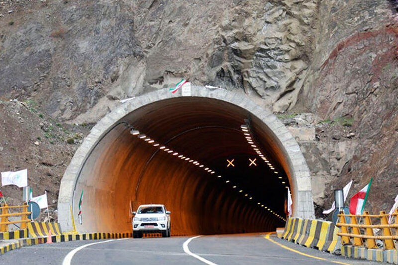 آخرین وضعیت تردد در محورهای مواصلاتی کشور / ترافیک روان در جاده‌های شمالی