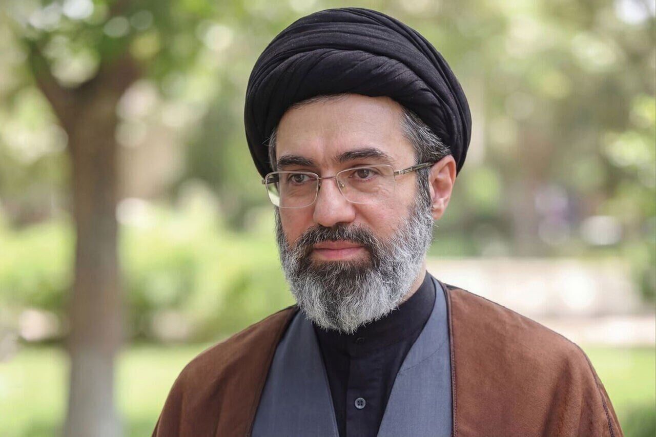 رهبر انقلاب اسلامی: عهد می‌بندیم از جنایتکاران انتقام بگیریم