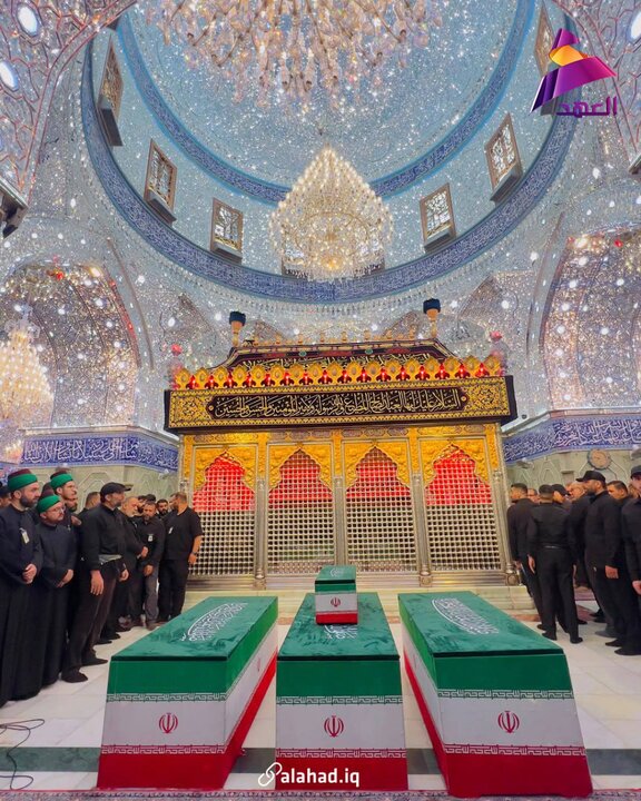 طواف پیکر رهبر شهید در حرم مطهر حضرت امیرالمومنین (ع) + فیلم طواف پیکر رهبر شهید در حرم مطهر حضرت امیرالمومنین (ع) + فیلم