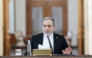 یکی از اقدامات سخت وزارت امور خارجه در دوران جنگ، تامین نیازهای درمانی بود