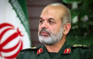 سرلشکر وحیدی: رزمندگان اسلام مسلح ترین ارتش تاریخ جهان را به زانو در آوردند