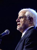 عارف: بعد از حوادث دی ماه آماده جنگ تمام عیار بودیم/ چماق هسته‌ای دروغی بیش نبود