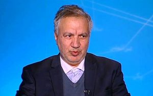 دفاع میهنی یا جنگ‌طلبی؟