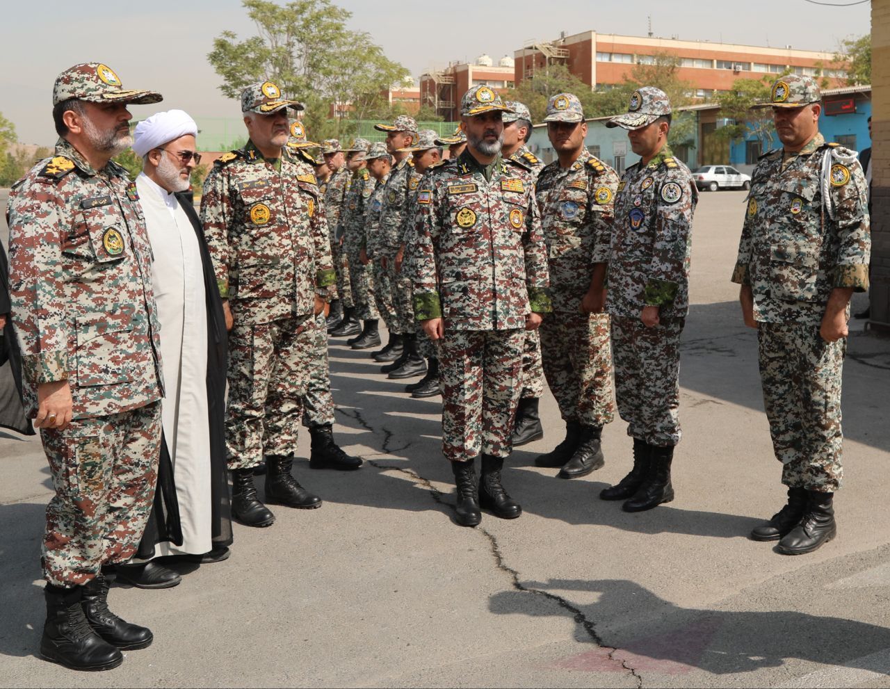 بازدید فرمانده قرارگاه مشترک خاتم از مرکز آموزشهای تخصصی پدافند هوایی صاحبالزمان(عج) بازدید فرمانده قرارگاه مشترک خاتم از مرکز آموزشهای تخصصی پدافند هوایی صاحبالزمان(عج)