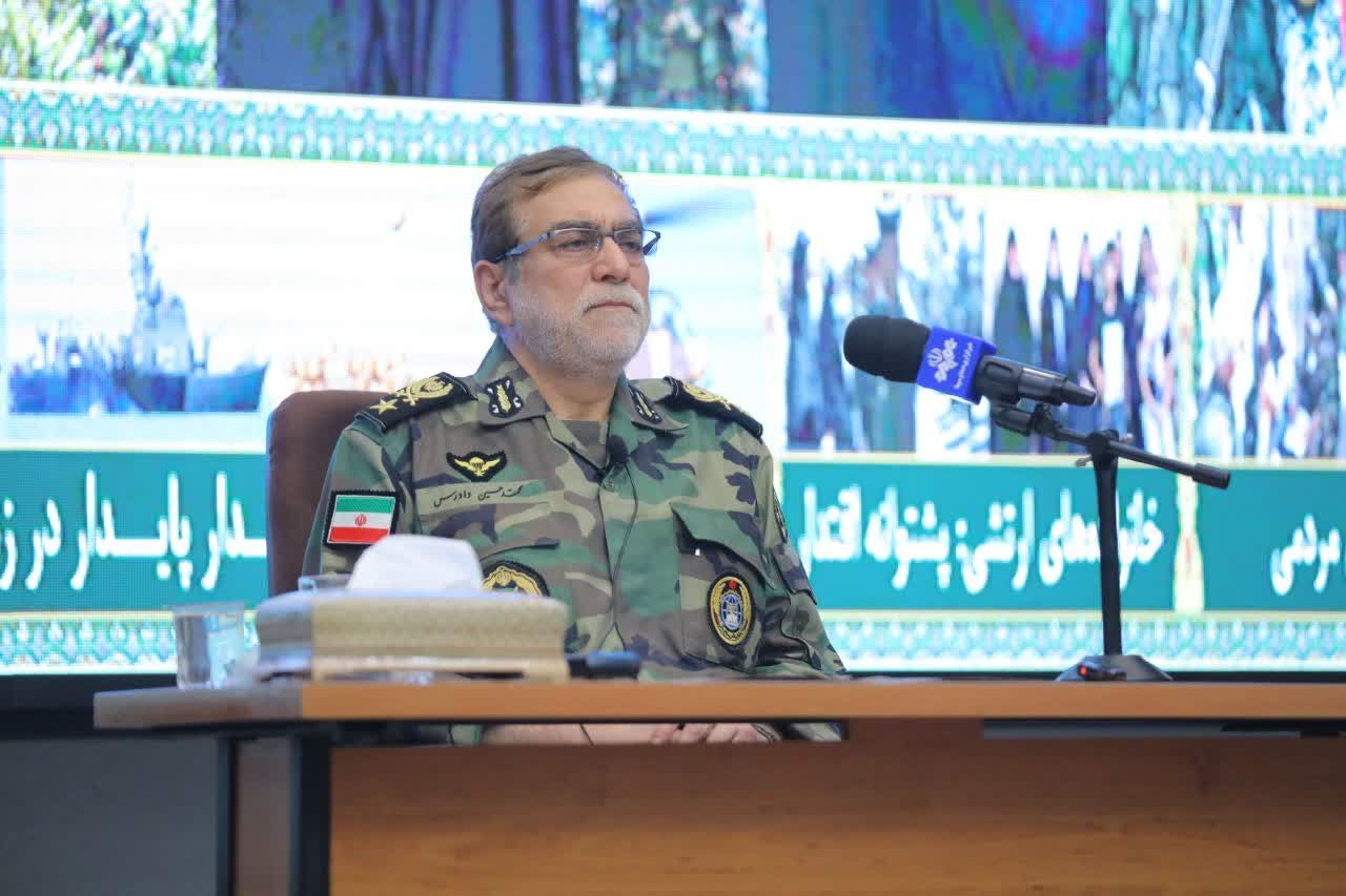 جانشین فرمانده ارتش: نیروهای مسلح آمادهتر از هر زمان دیگری هستند جانشین فرمانده ارتش: نیروهای مسلح آمادهتر از هر زمان دیگری هستند