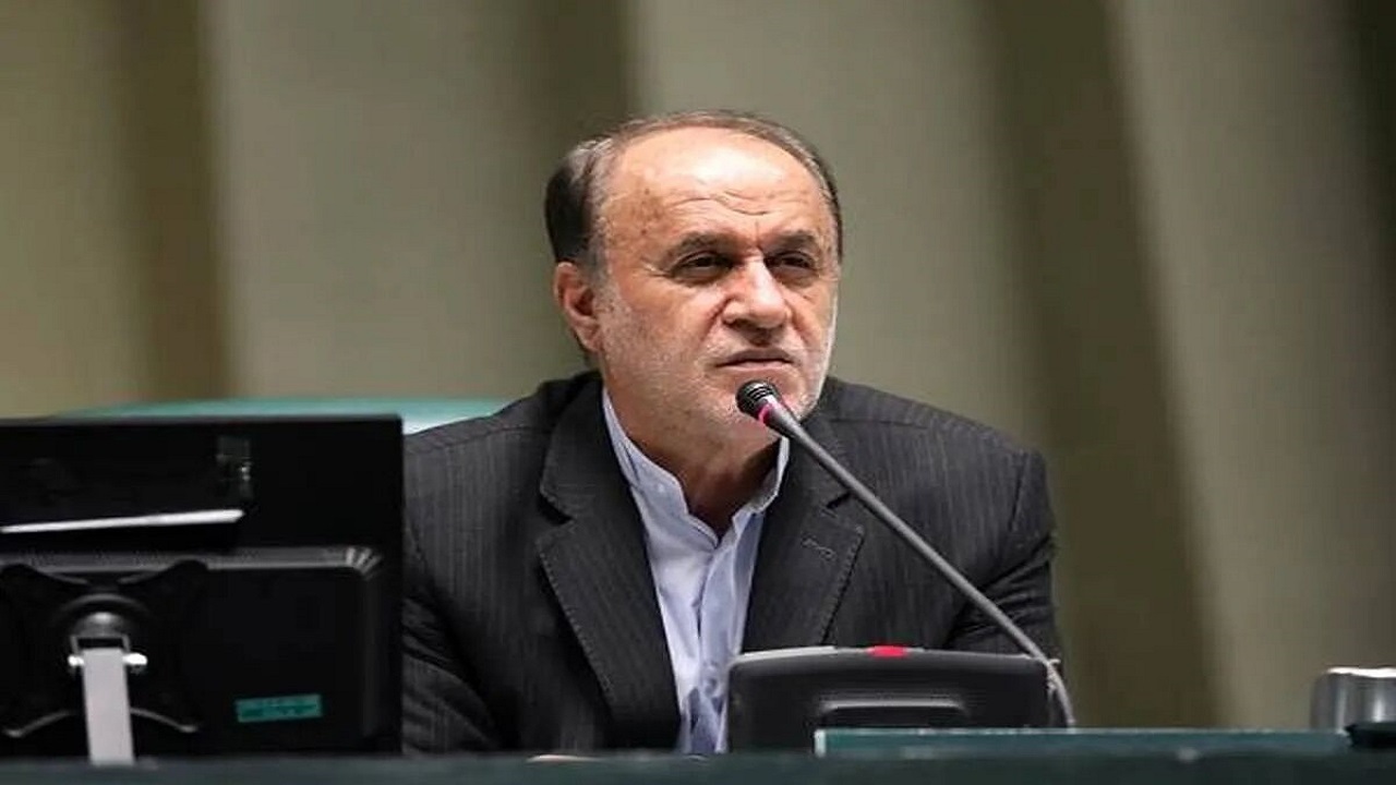 حاجی‌بابایی: وزرای پیشنهادی اطلاعات و دفاع تا پایان مهر به مجلس معرفی می‌شوند